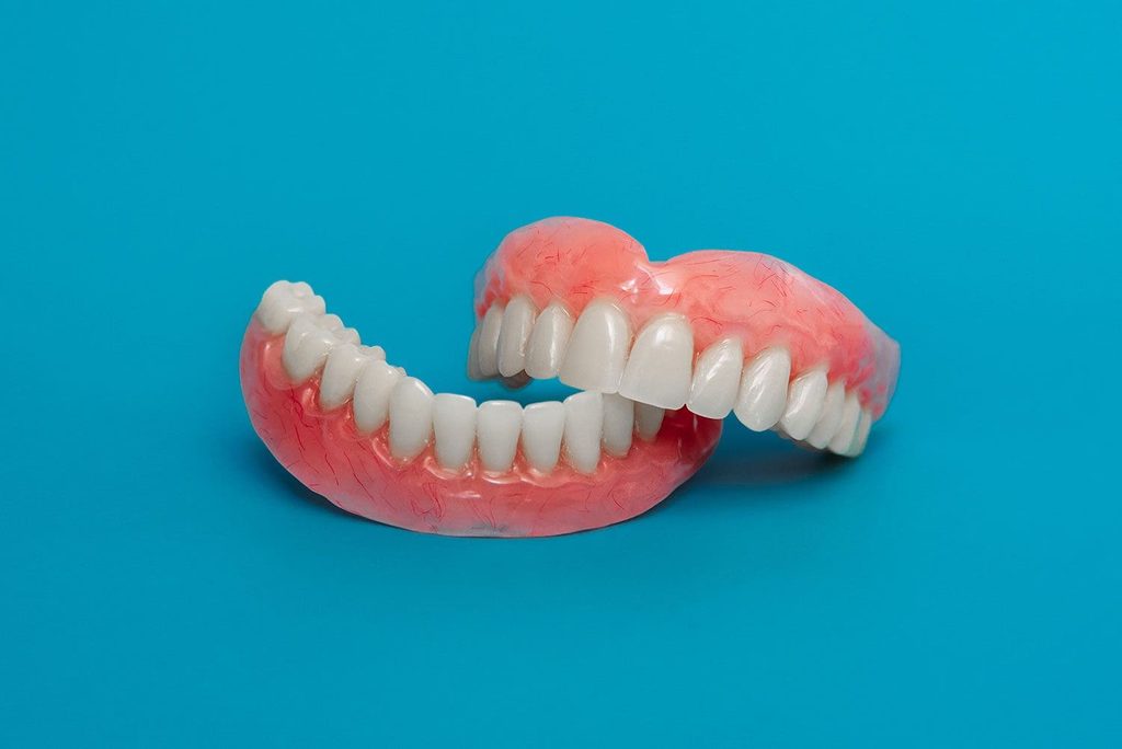 Dentiera e denti fissi ad Avellino
